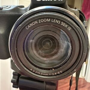 Slightly used canon power shot sx530